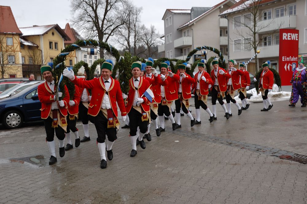 Schäffler tanzen in Kirchseeon