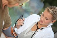 Huml Immer mehr Ärztinnen in Bayern Gesundheitsmin