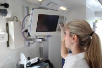 Mit Beil schwer am Kopf verletzt