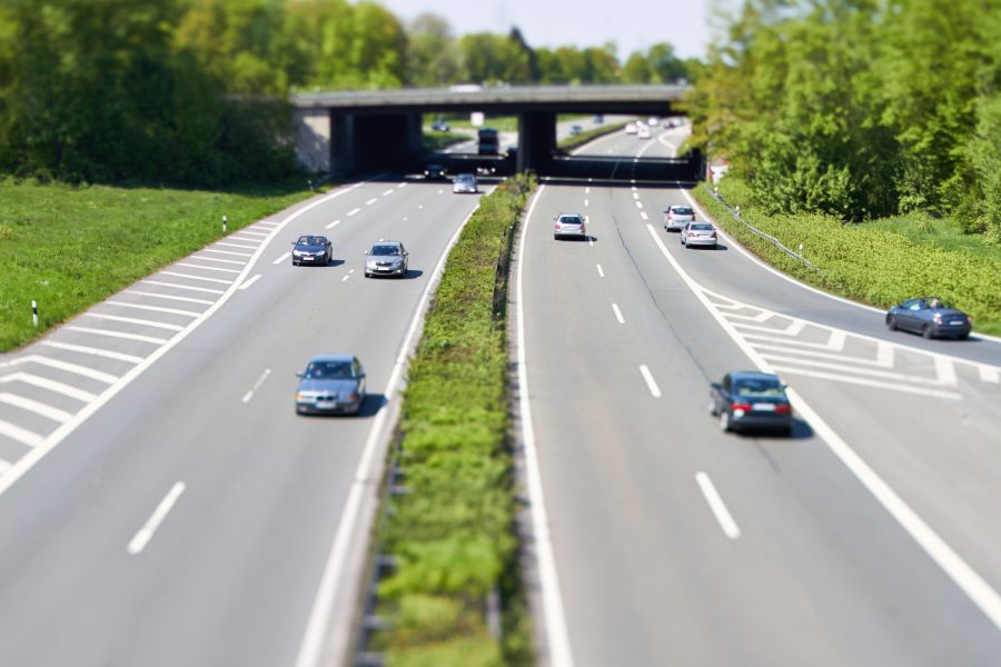 Halbseitige Brückensperrung