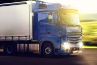 LKW Fahrer die Weiterfahrt unterbunden