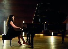 Meisterkonzert mit Olga Scheps und Philharmonie Ba