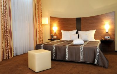 Ebersberg Verbotene Prostitution im Hotel die Krim