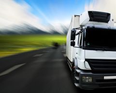 Anzing Sattelzug kollidierte mit Betonmischer