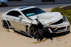 Pliening Zwei Pkw Fahrer bei Unfall verletzt