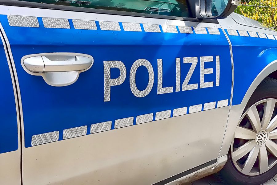 Vaterstetten Unbekannter fährt 16 Jährige mit Pkw 
