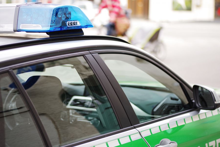 Ebersberg Unfallflucht auf Parkplatz des e EinZ
