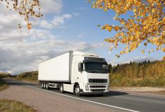 Lkw Unfall auf der St2080 zwischen Ebersberg u For