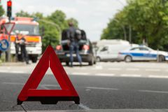 Hohenlinden Auffahrunfall auf Polizeifahrzeug 1 Be