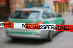 Neufinsing Weibliche Leiche aus dem Isarkanal gebo